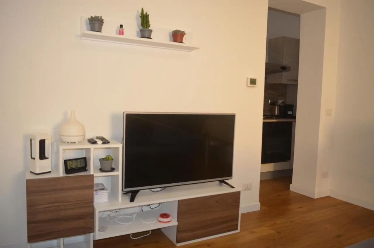Casa SoleLuna - alloggio turistico Rome Airport Fiumicino Italia